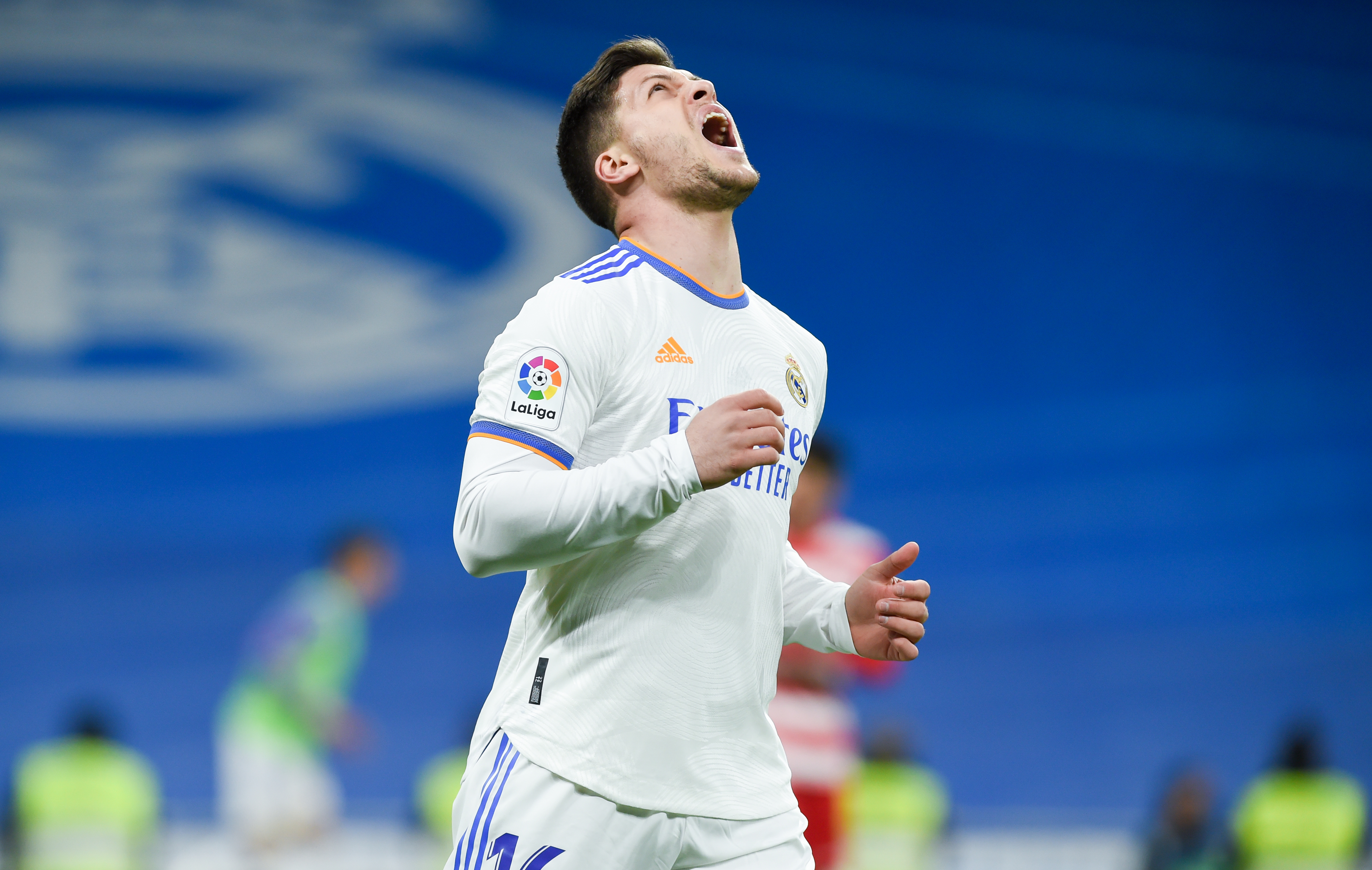 格拉纳达队在比赛中坚持到底 格拉纳达队在比赛中坚持到底