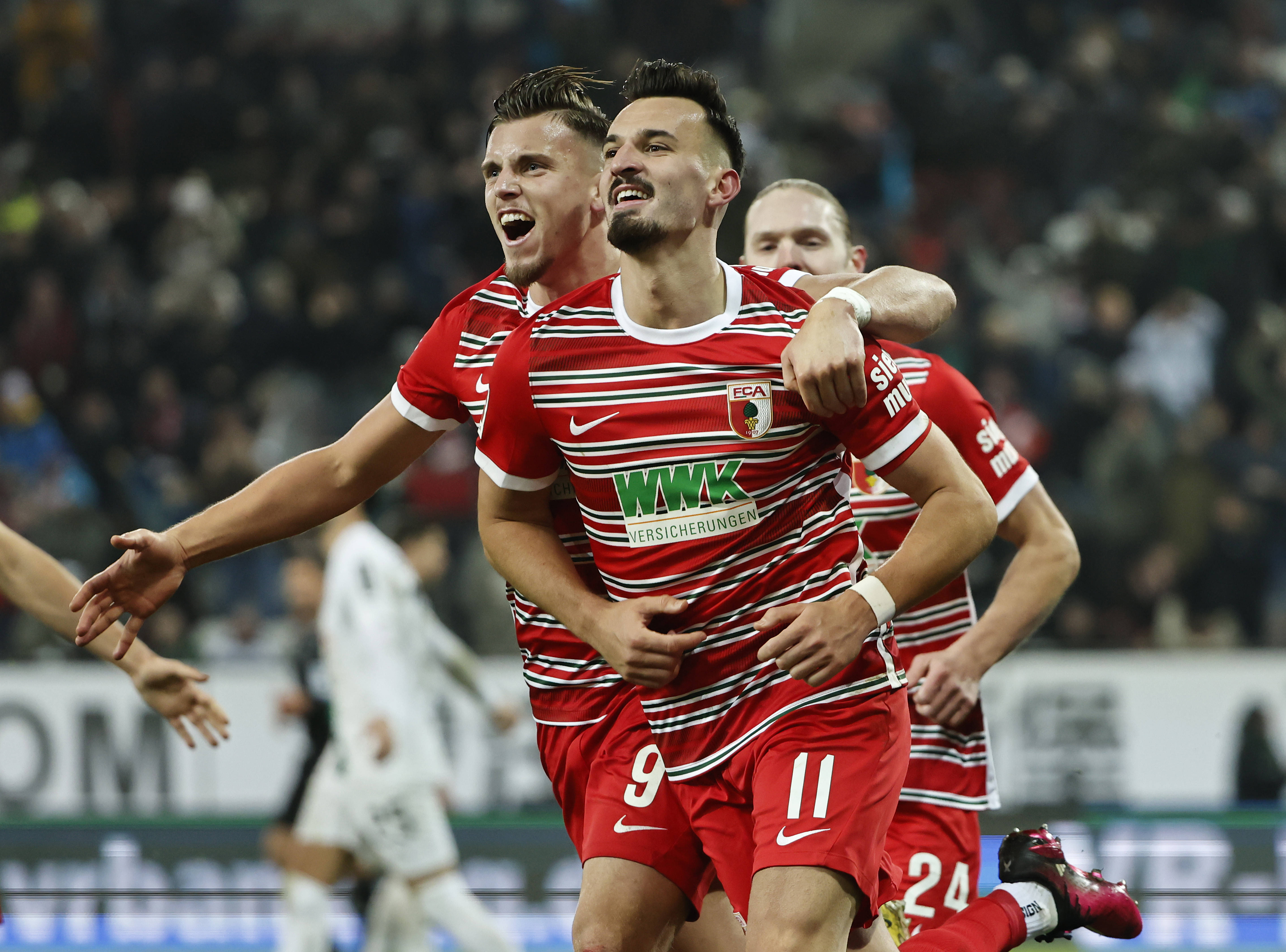 包含斯图加特球员集体请假,球队备战受影响的词条 包含斯图加特球员集体请假,球队备战受影响的词条