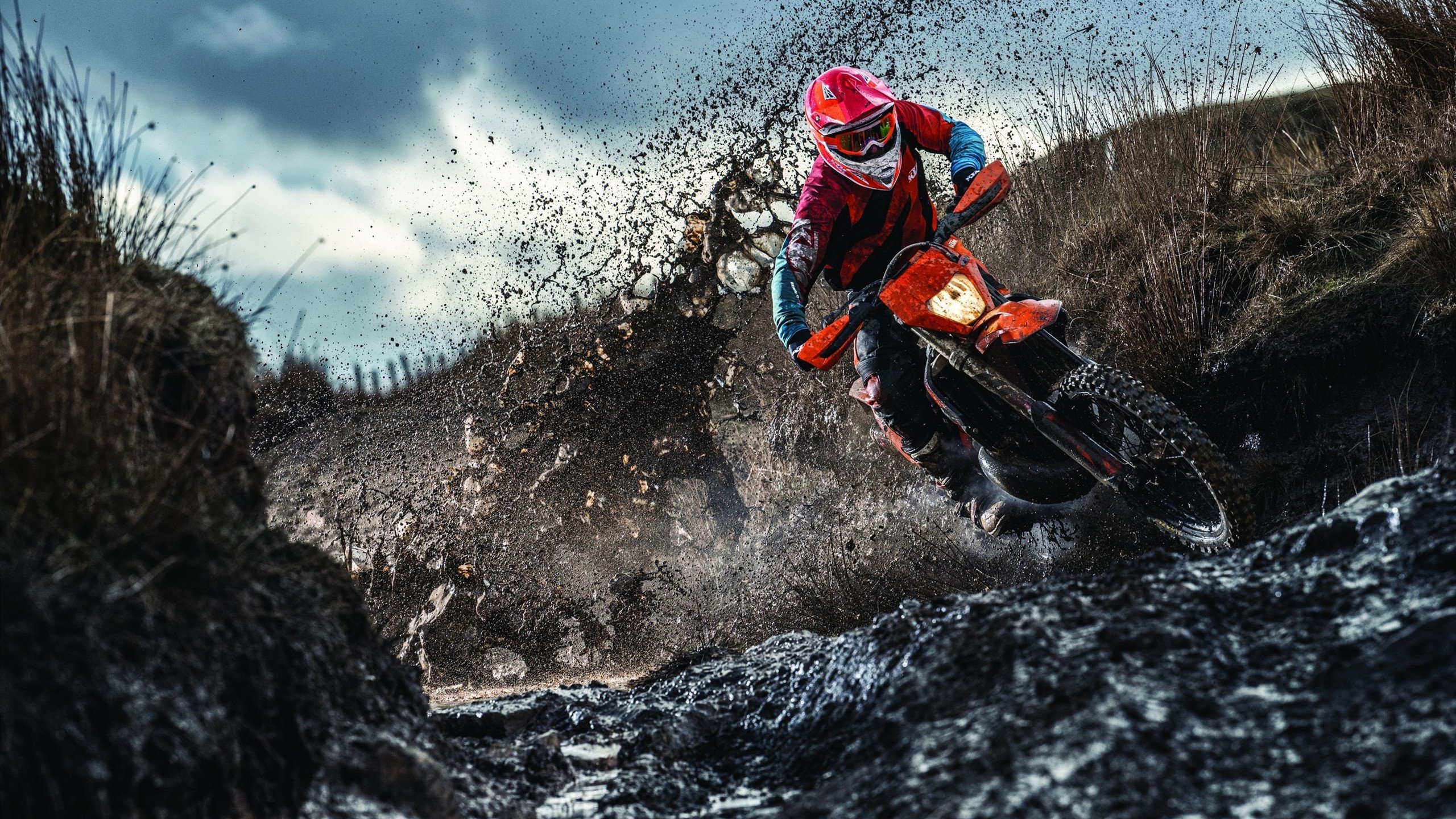 楚阿梅尼中场爆发定乾坤，曼联单节闪电战击溃马赛