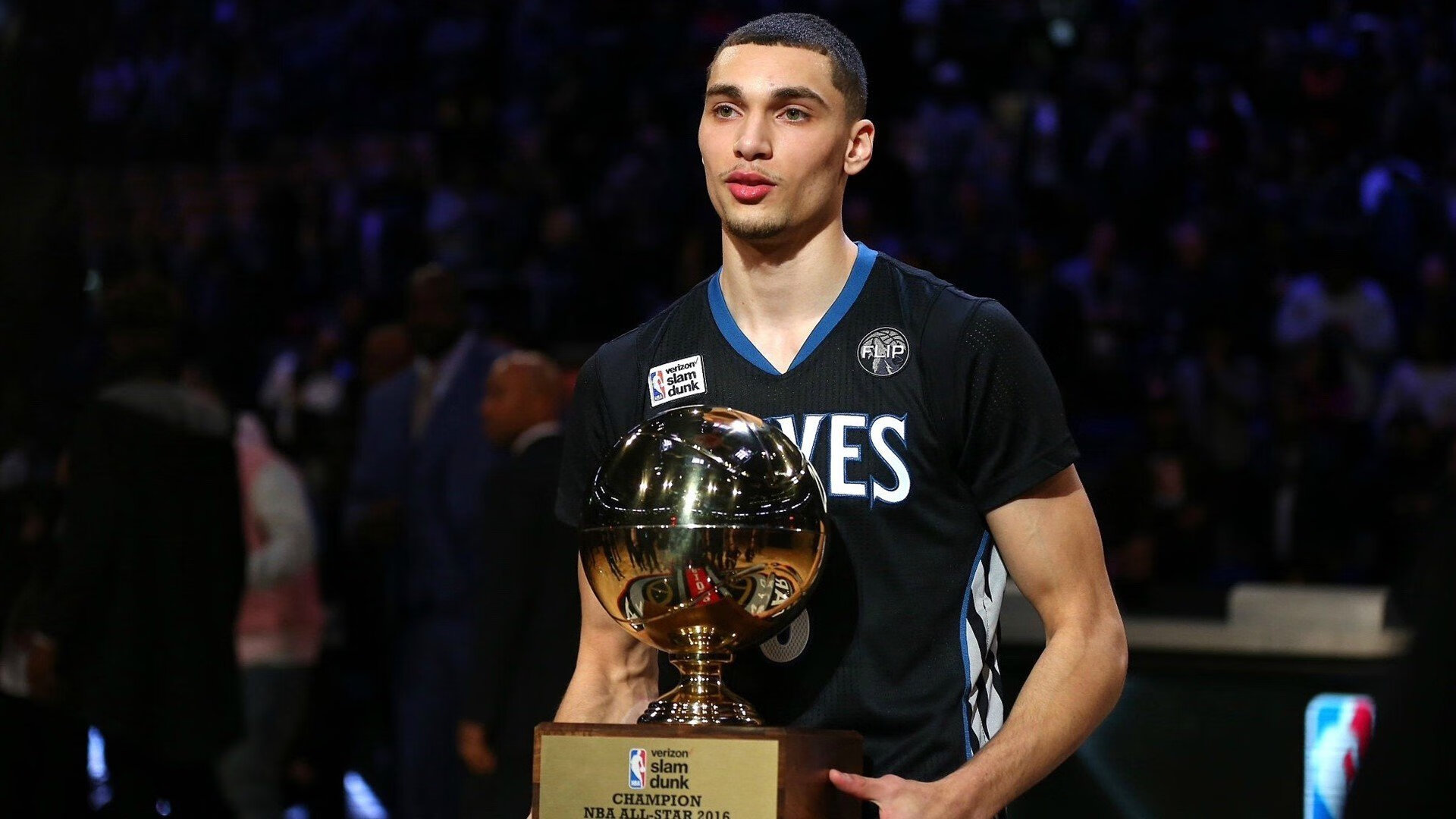 2026，伊布接管比赛，当加纳冲垮卡塔尔的预言，点燃足球新纪元