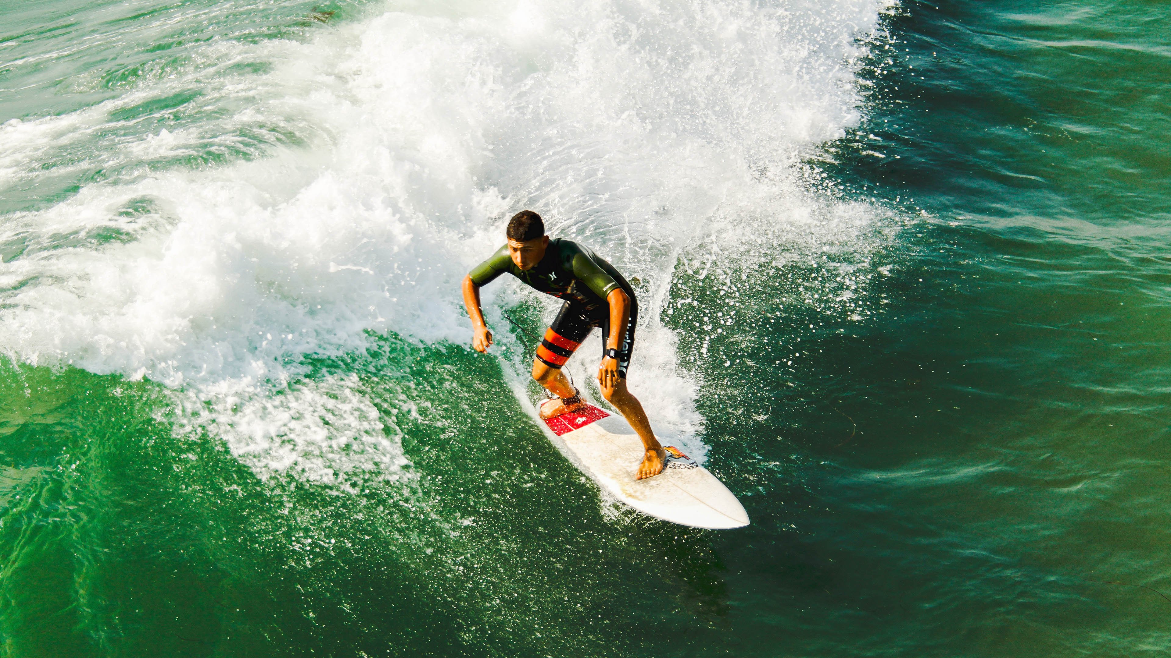 绿茵场与乒乓台的双重奏，韩国足球完胜葡萄牙，奥恰洛夫率队书写团队传奇