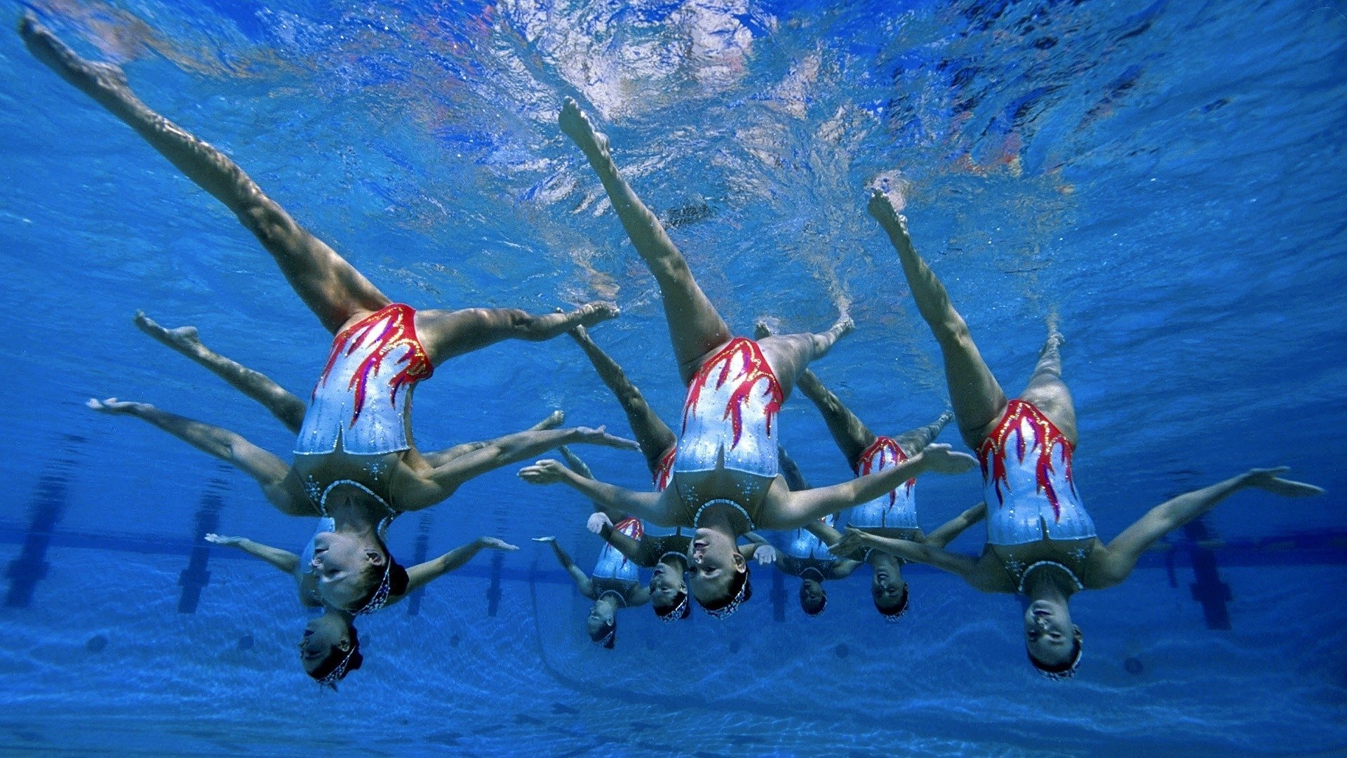 替补奇兵定乾坤,库尔图瓦领航挪威,头名之争碾压乌兹别克斯坦